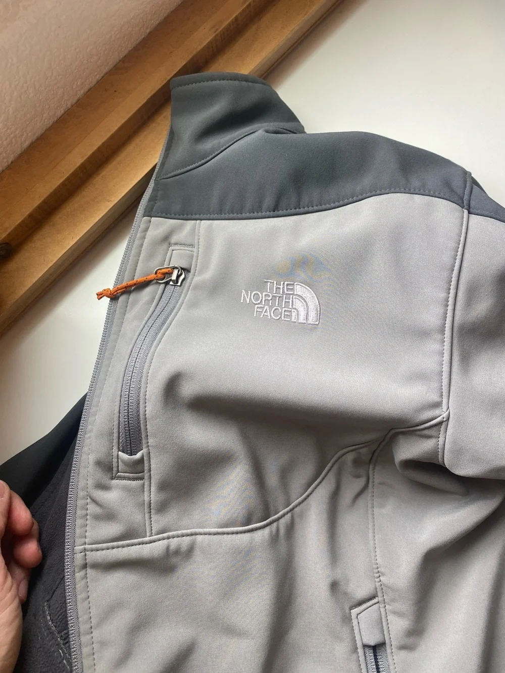 The North Face Men’s Softshell Jacket - Light Gray with Dark Gray Accents